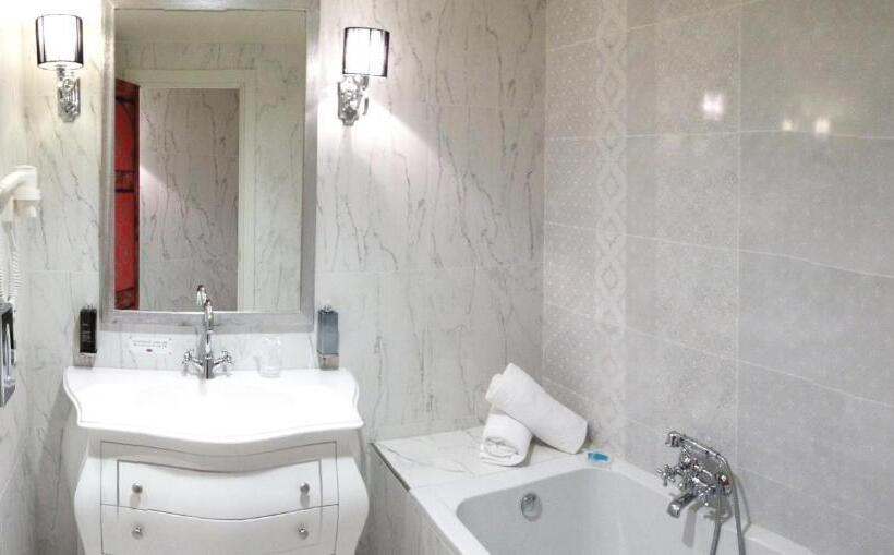 テラス付きジュニアスイート, Gardaland Adventure