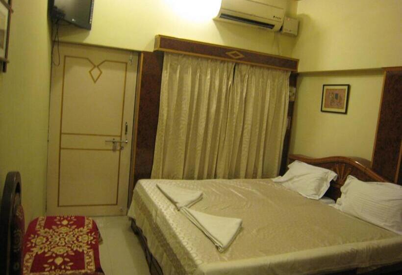 レイクビュースタンダードルーム, Kedareswar B&b