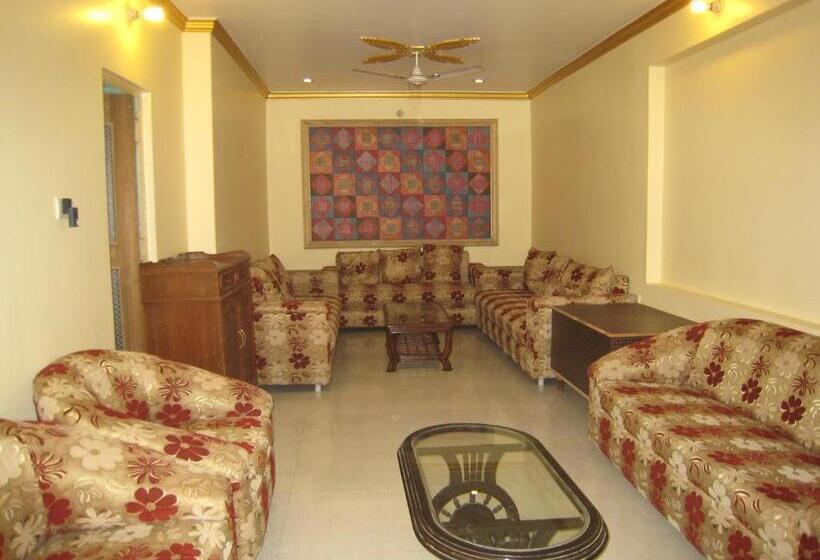 レイクビュースタンダードルーム, Kedareswar B&b