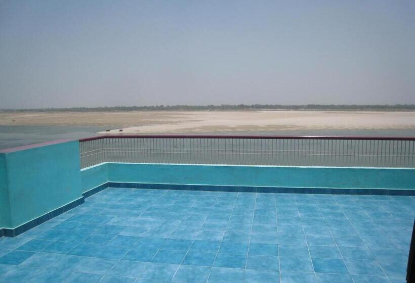 テラス付きスタンダードルーム, Kedareswar B&b