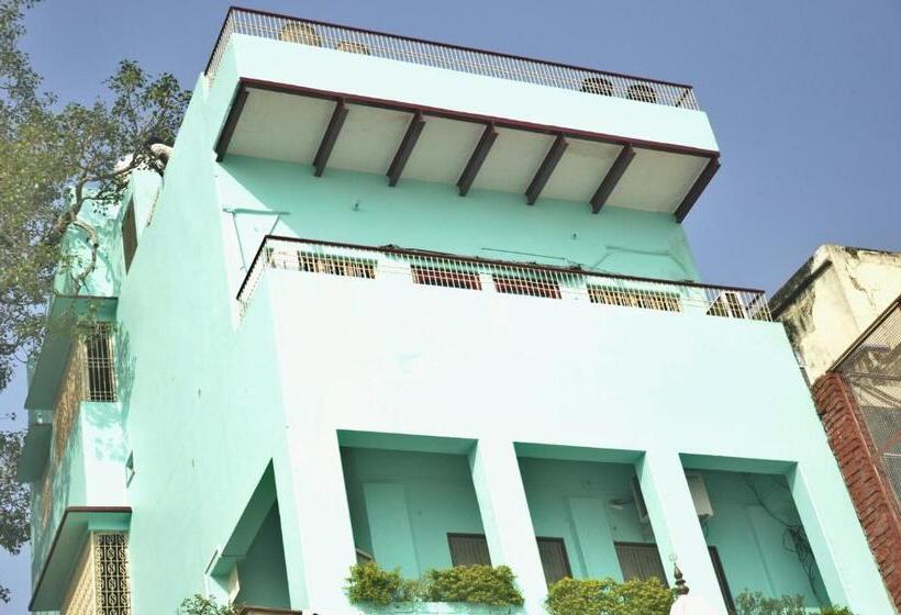 חדר סטנדרט, Kedareswar B&b