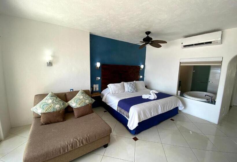 جناح ديلوكس, Mar Celeste