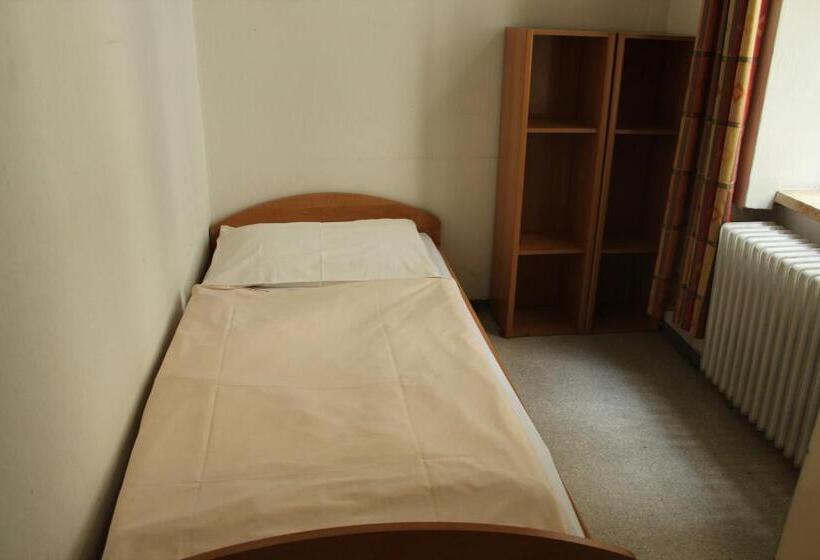 اتاق استاندارد یک نفره, Porzellaneum