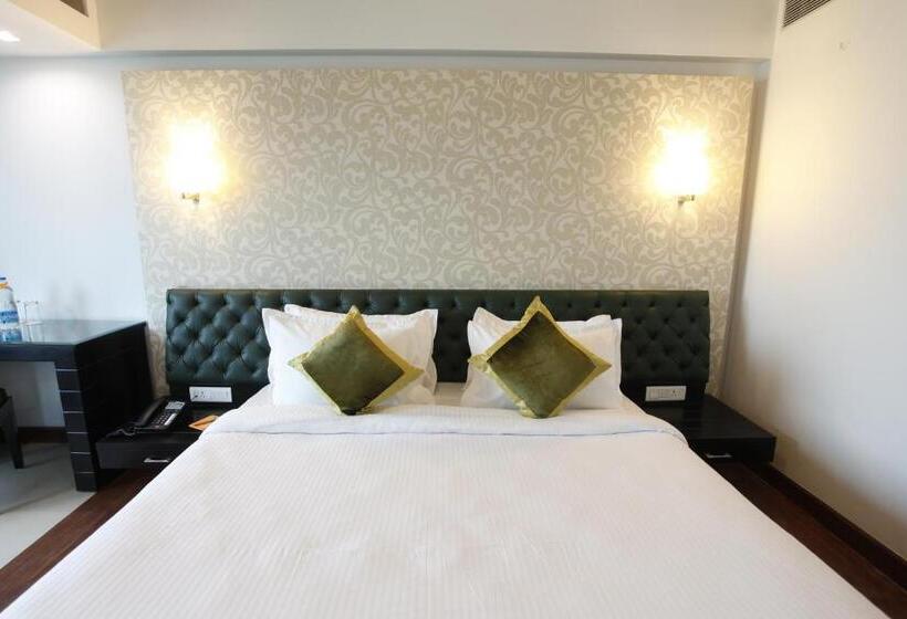 디럭스 룸, Saffron Leaf