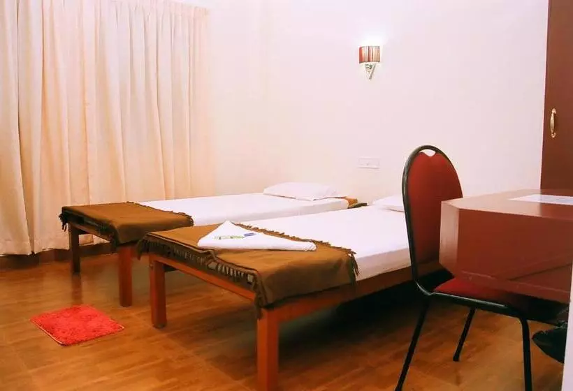 Chambre Standard, Srinivas