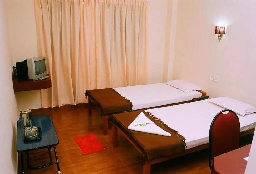 Chambre Standard, Srinivas