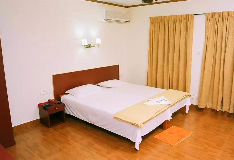 Chambre Deluxe, Srinivas