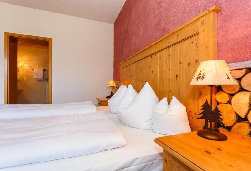 Номер Стандарт с Балконом, Landhotel Panorama