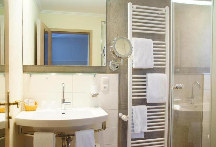 Номер Стандарт Трехместный, Landhotel Panorama