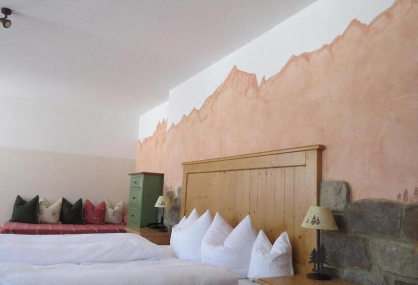 Номер Стандарт Трехместный, Landhotel Panorama