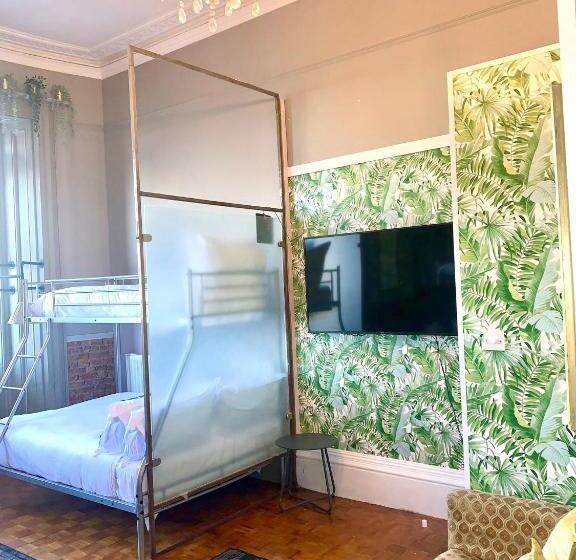 Семейный Номер Deluxe, X Hotel Brunswick Square