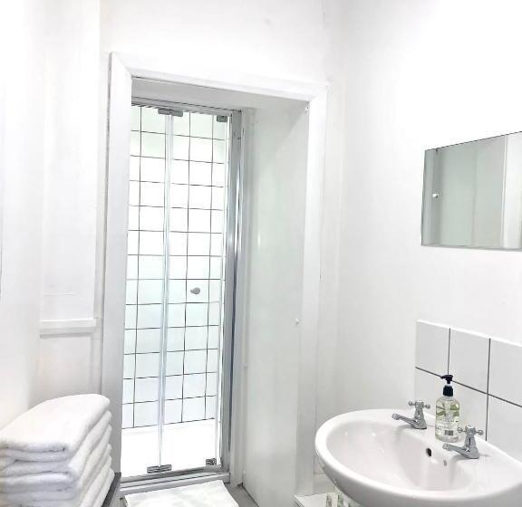 디럭스 패밀리 룸, X Hotel Brunswick Square