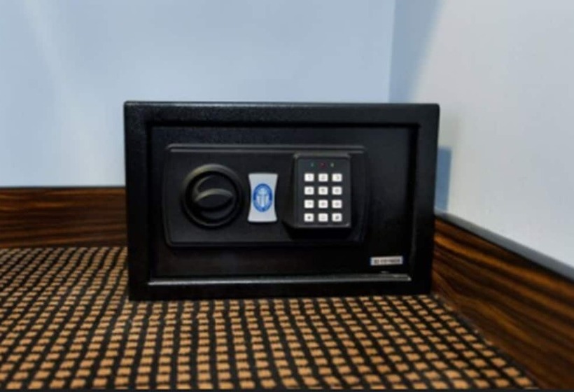 اتاق استاندارد یک نفره, Angus