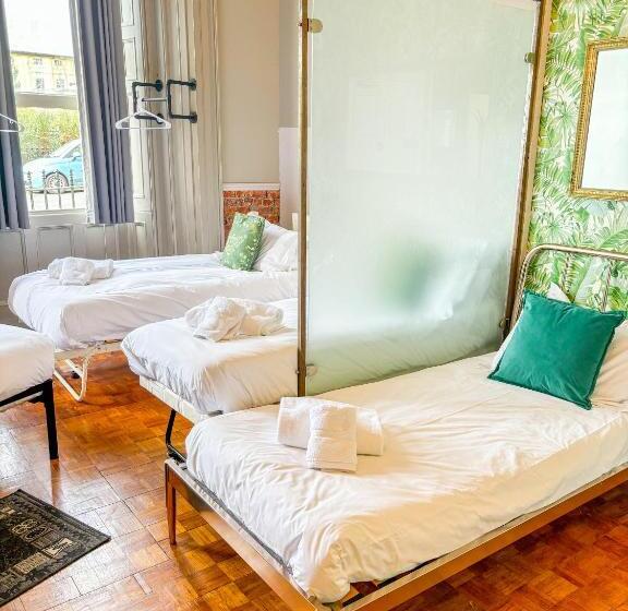 디럭스 패밀리 룸, X Hotel Brunswick Square