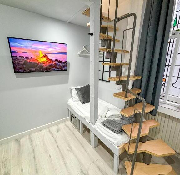 디럭스 패밀리 룸, X Hotel Brunswick Square