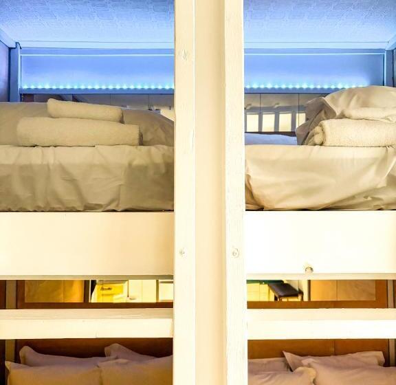 패밀리 스튜디오, X Hotel Brunswick Square