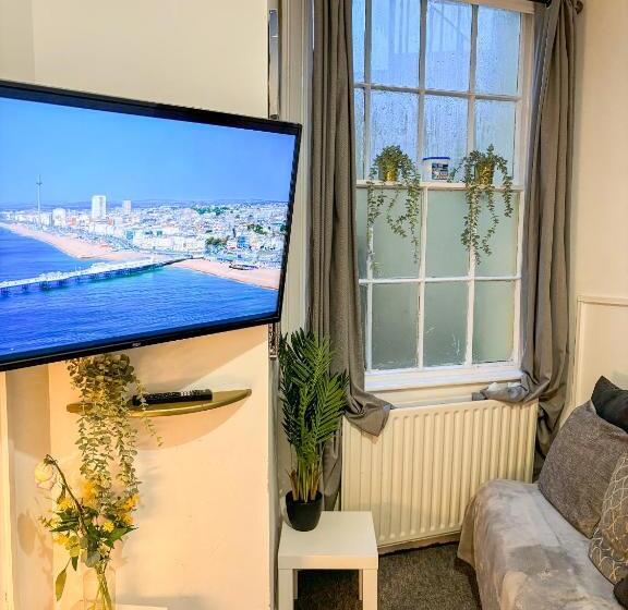 Апартаменты 2 Спальни, X Hotel Brunswick Square