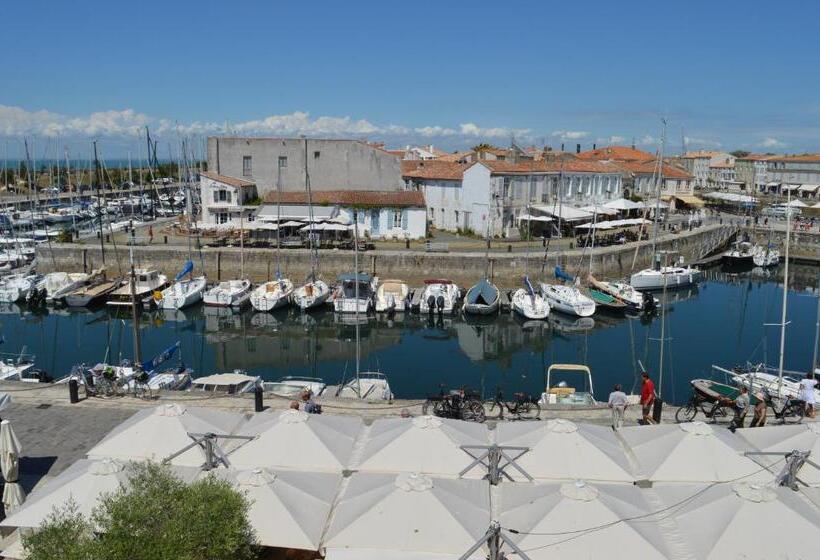 חדר סופריור, Du Port