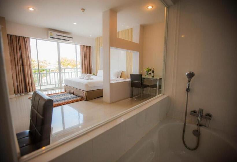 اتاق لوکس, Golden City Rayong
