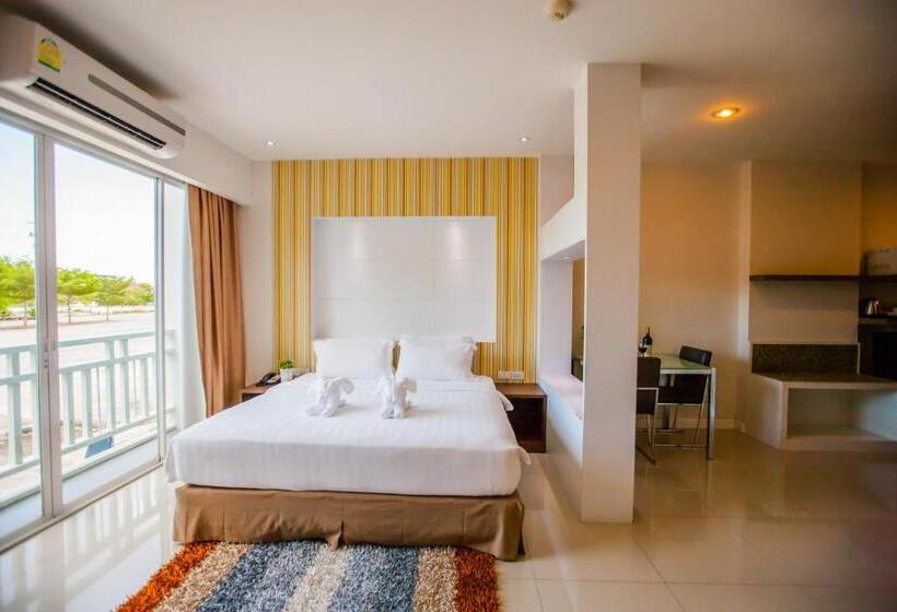 디럭스 룸, Golden City Rayong