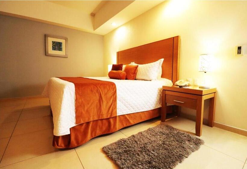 جناح ديلوكس, Hb Cordoba