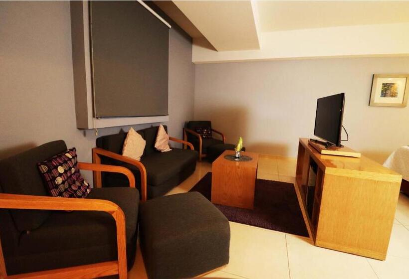 جناح ديلوكس, Hb Cordoba