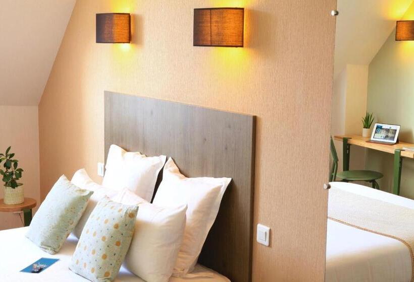 Classic Room with Views, Logis Hôtels Hôtel Marguerite D Anjou Angers Château