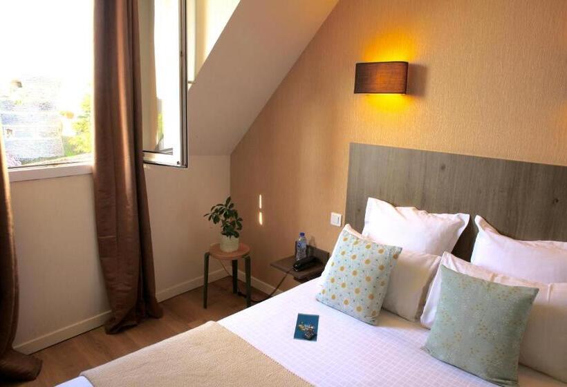 Classic Room with Views, Logis Hôtels Hôtel Marguerite D Anjou Angers Château