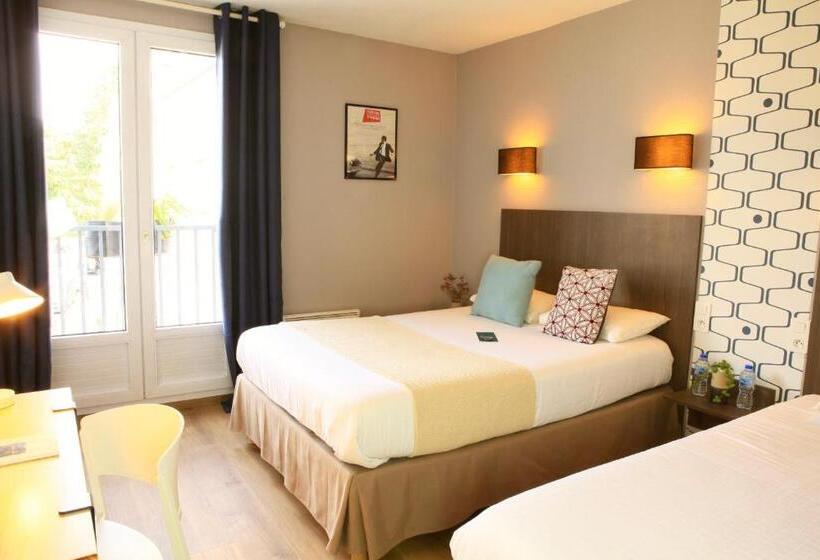 اتاق کلاسیک سه تخته, Logis Hôtels Hôtel Marguerite D Anjou Angers Château