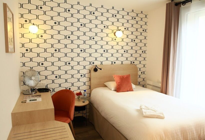 اتاق استاندارد یک نفره, Logis Hôtels Hôtel Marguerite D Anjou Angers Château