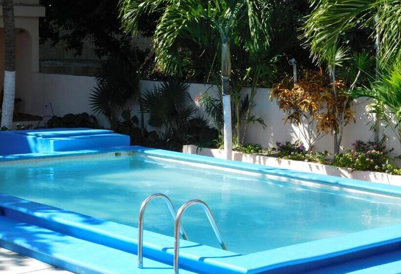 プールビュースタンダードルーム, Posada El Perico Marinero