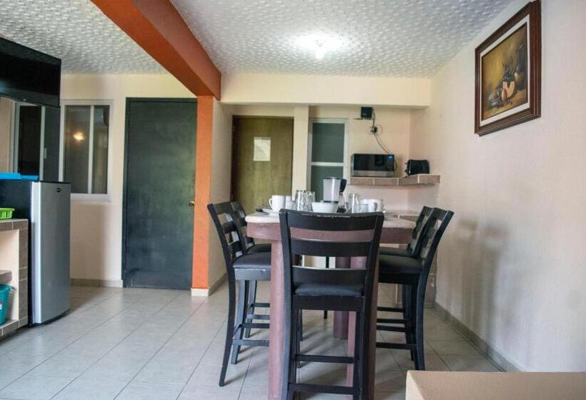 バルコニー付き1ベッドルームアパートメント, Isabel Suites