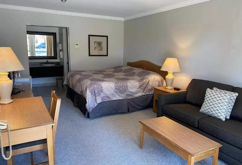 سوئیت با تخت بزرگ, Rideau Heights Inn