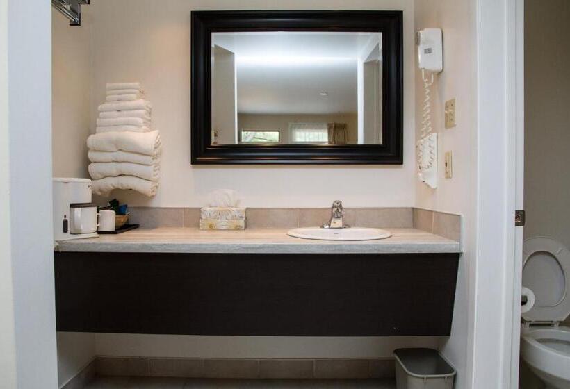 套房, Rideau Heights Inn