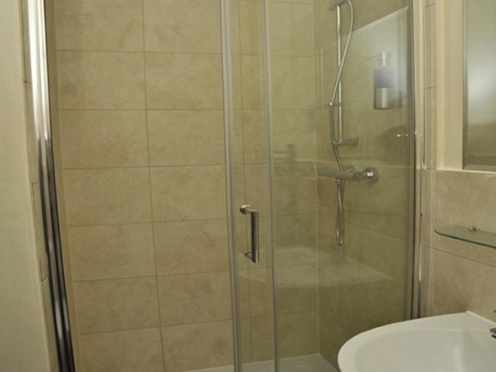 Quarto Superior Cama King, Hoppers Cottage Guest House