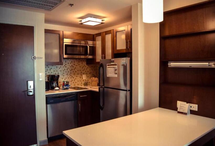 带大床的套房, Staybridge Suites Puebla, An Ihg