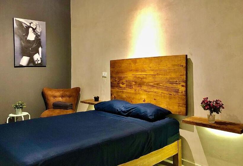 غرفة قياسية, Zyan Rooms