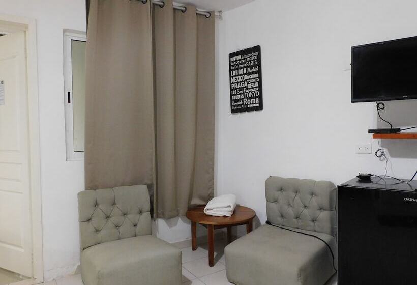 غرفة قياسية, Zyan Rooms