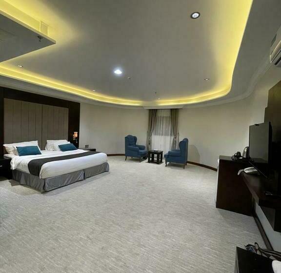 إستوديو قياسى, فندق وريف الشرق