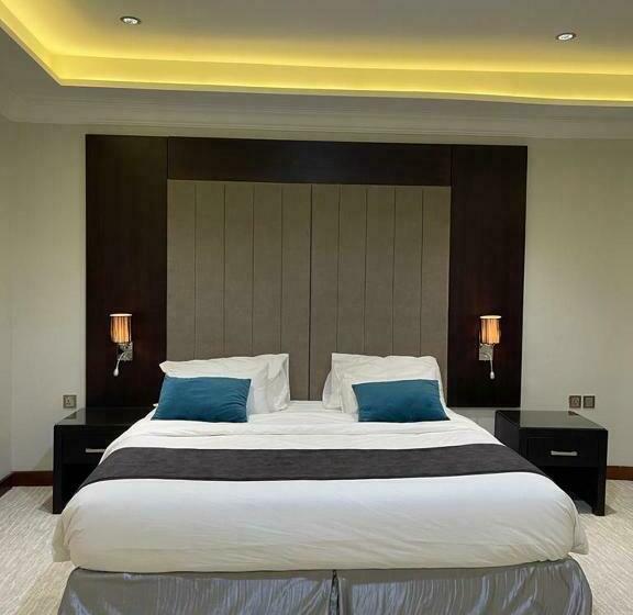 إستوديو قياسى, فندق وريف الشرق