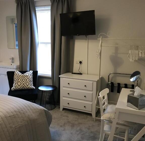 Номер Стандарт, The Glastonbury Townhouse B&b