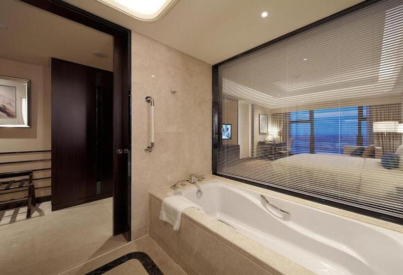 Habitación Deluxe Vista Río, Crowne Plaza Guangzhou Zengcheng, An Ihg Hotel  Canton Fair Free Shuttle Bus