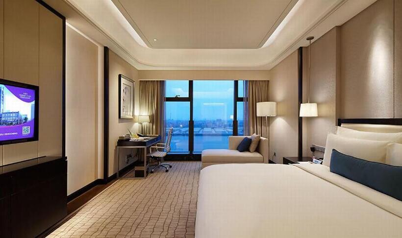 Номер Клуб, Crowne Plaza Guangzhou Zengcheng, An Ihg Hotel  Canton Fair Free Shuttle Bus