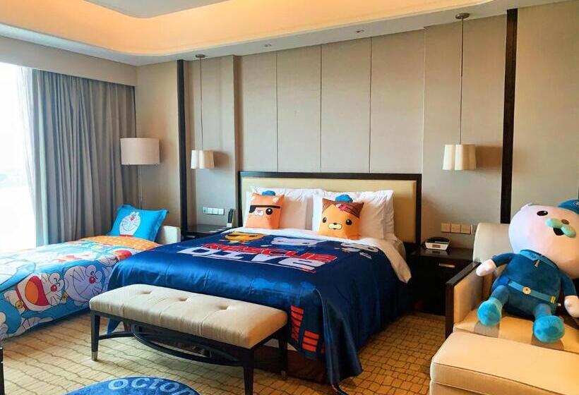 キングサイズベッドのデラックスルーム, Crowne Plaza Guangzhou Zengcheng, An Ihg Hotel  Canton Fair Free Shuttle Bus