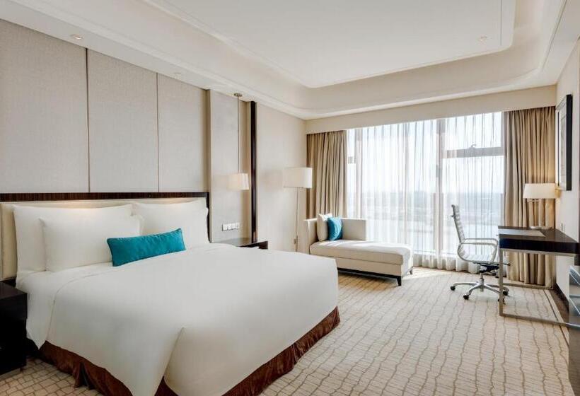 Люкс Клуб, Crowne Plaza Guangzhou Zengcheng, An Ihg Hotel  Canton Fair Free Shuttle Bus