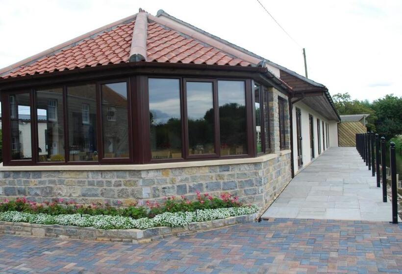 舒适三人间, Double Gate B&b