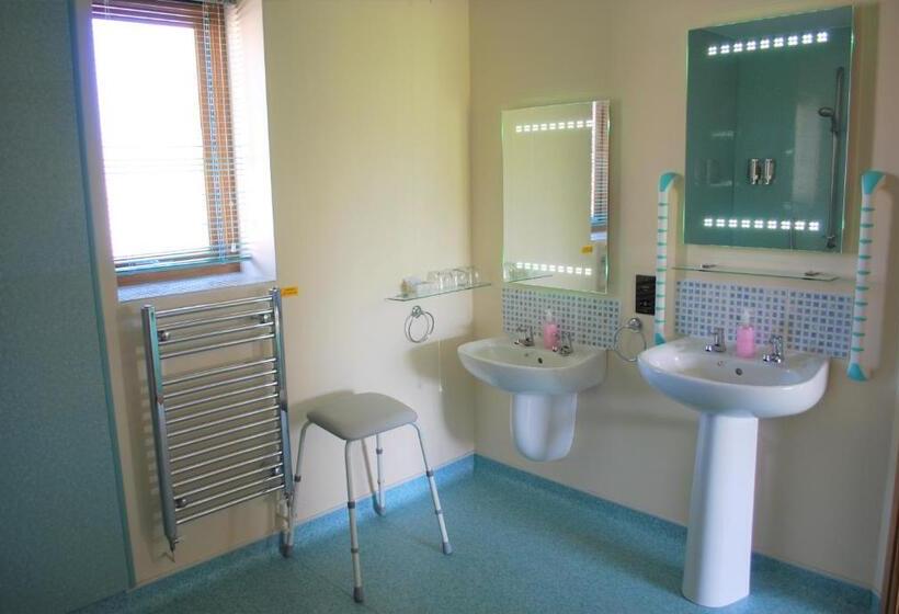 舒适三人间, Double Gate B&b