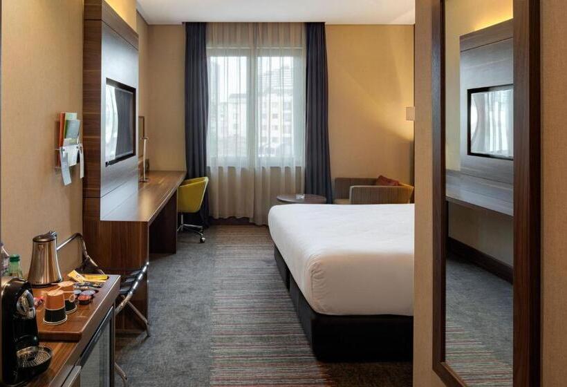 Номер Стандарт, Holiday Inn Istanbul   Kadikoy, An Ihg