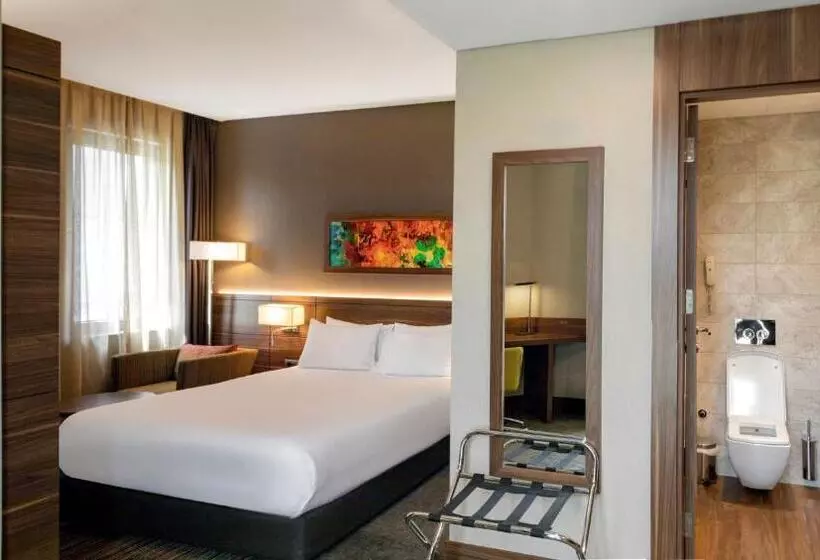 اتاق لوکس, Holiday Inn Istanbul   Kadikoy, An Ihg