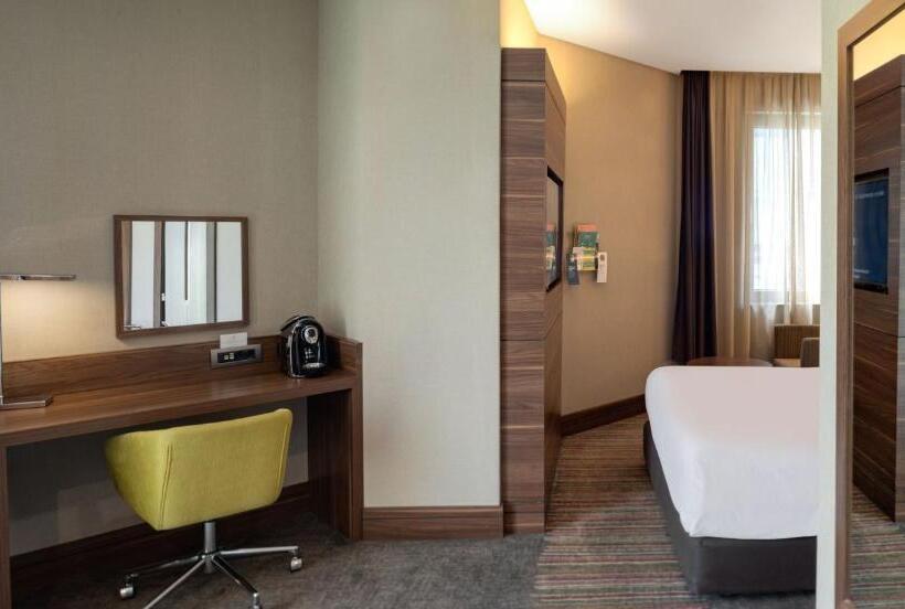غرفة ديلوكس, Holiday Inn Istanbul   Kadikoy, An Ihg
